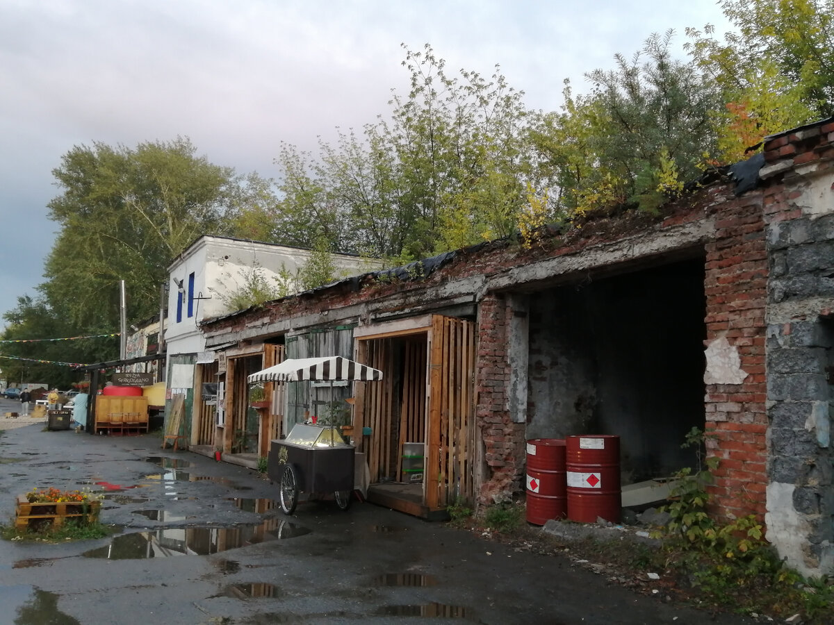 Новое летнее пространство Завода в Сысерти. Фото автора