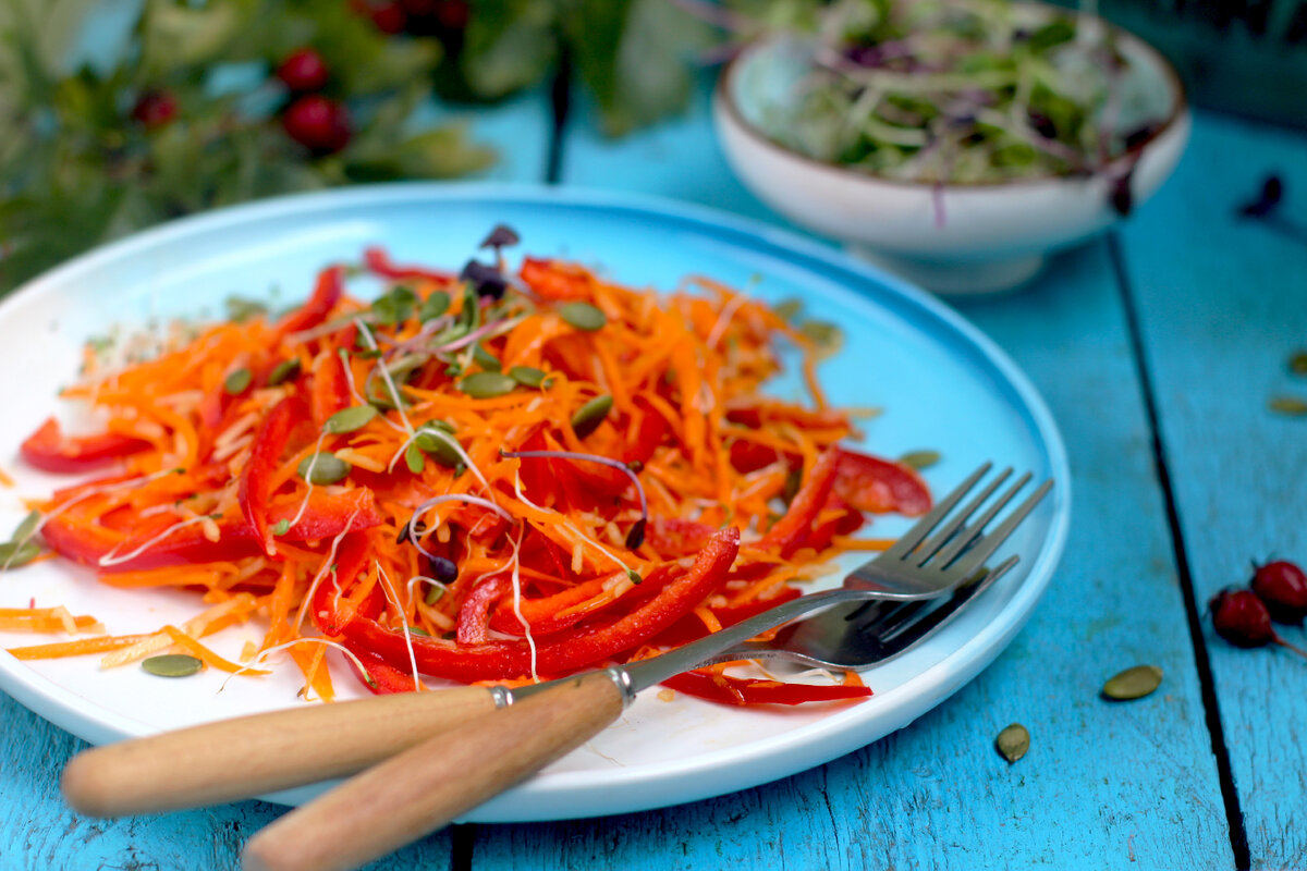 Антиоксидантное блюдо от Елены @urbanistka_vl. Глазам точно понравится - только сюда надо обязательно добавить ложечку любого полезного жира.