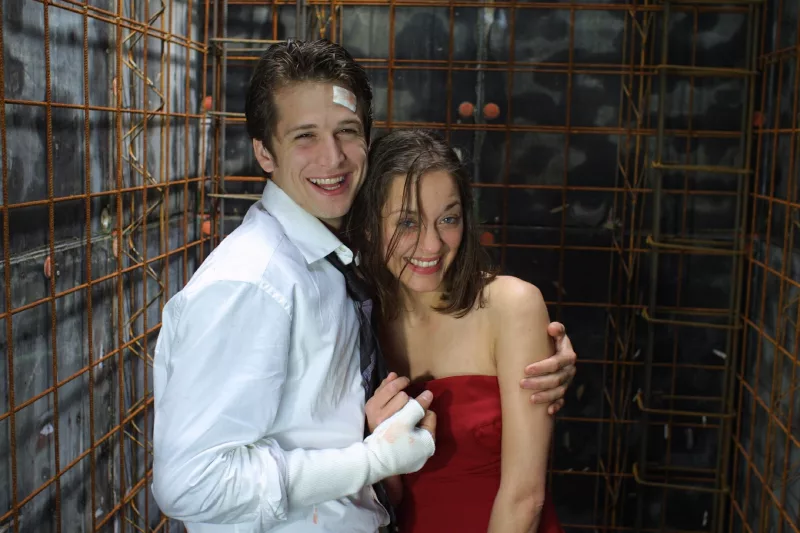 "Влюбись в меня, если осмелишься"