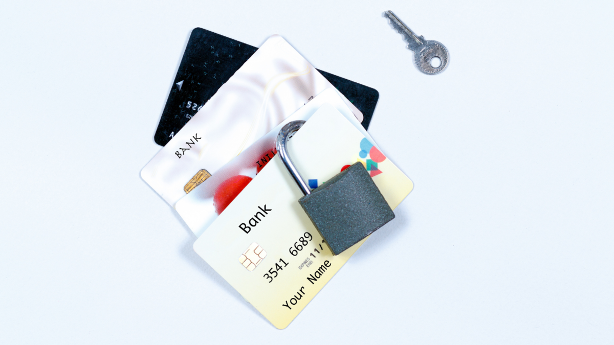 Подготовлено с использованием сервиса и оплаченной подписки Canva Pro