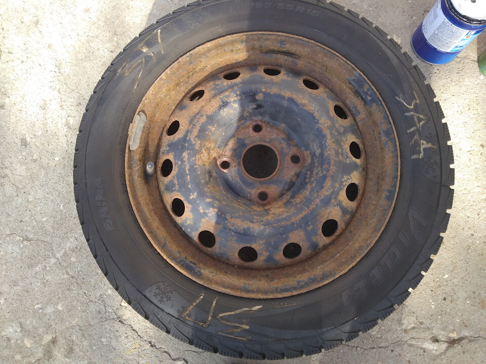 Коррозия штампованных дисков - не редкость.