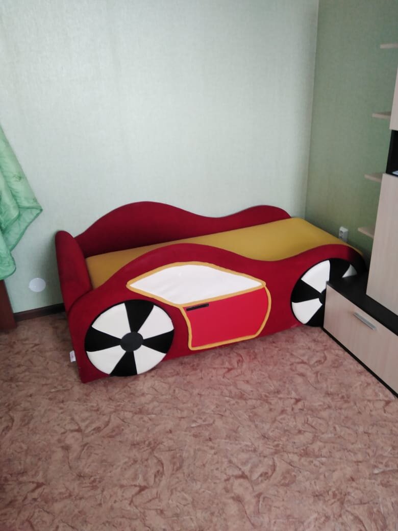 Новая кровать. 