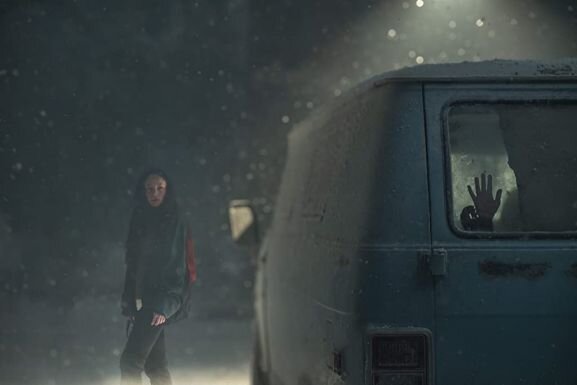 Кадр фильма: "Выхода нет" источник Яндекс картинки