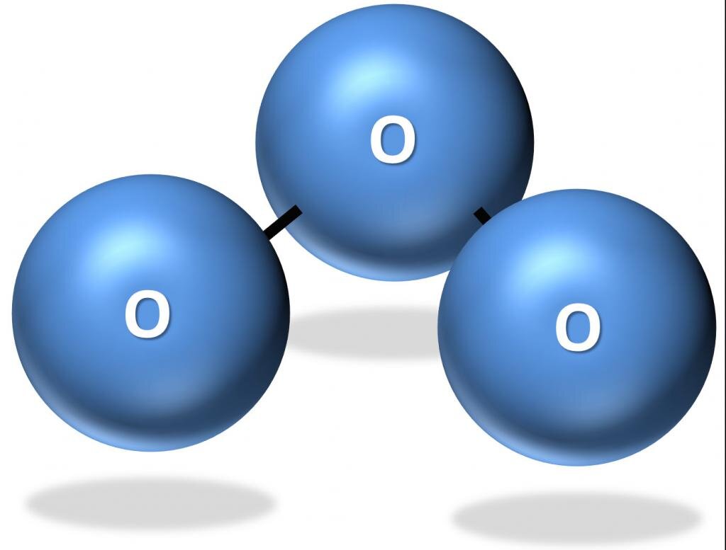 Примерно так выглядит молекулаИсточник:https://yandex.ru/images/touch/search?text=озон%20вещество%20&pos=9&img_url=https%3A%2F%2Fpbs.twimg.com%2Fmedia%2FEvEvBRBXIAI_4OH.jpg&rpt=simage