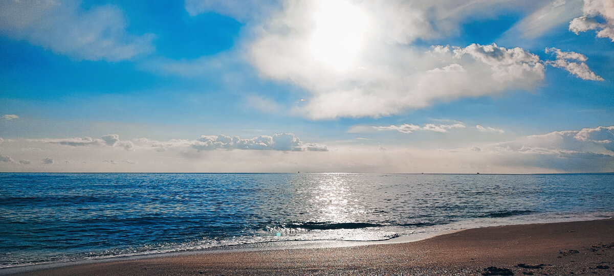 Солнце в зените на косе Беляус