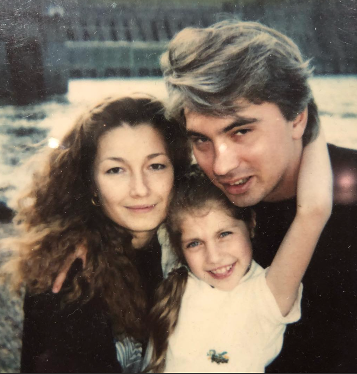 Как живут 4 родных детей и приёмная дочь Дмитрия Хворостовского спустя 5 лет после его ухода