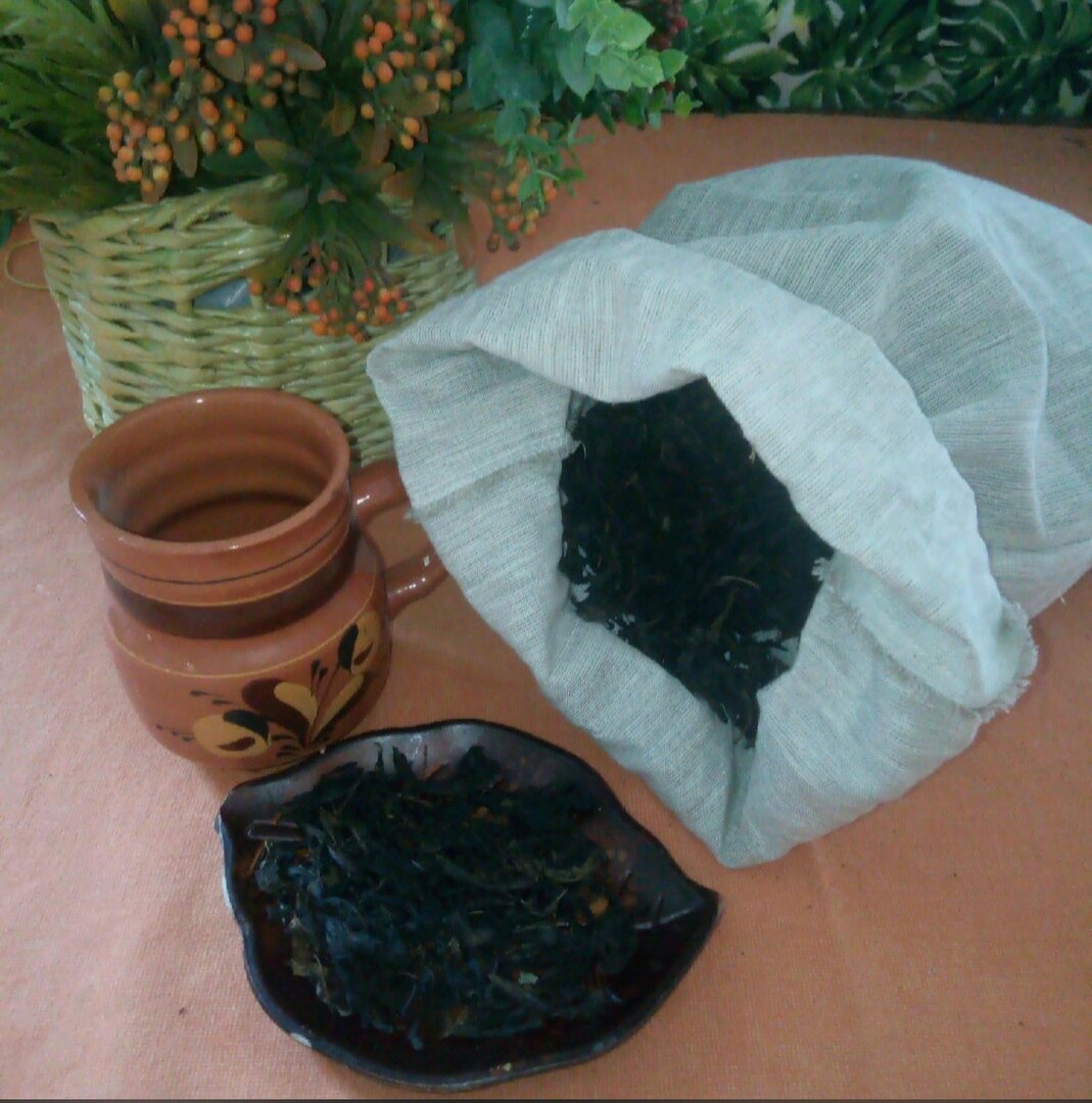 Фото автора . Жареный Кипрей - чёрный чай.