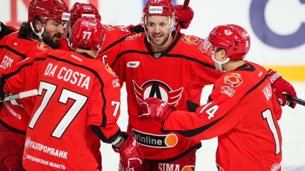    Фото ХК «Автомобилист»