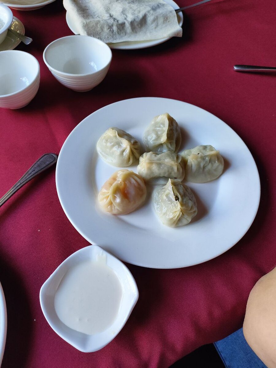 Манты с мясом и тыквой