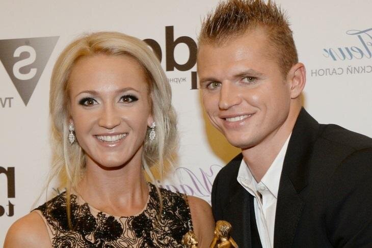    Ольга Бузова и Дмитрий Тарасов решили помирится