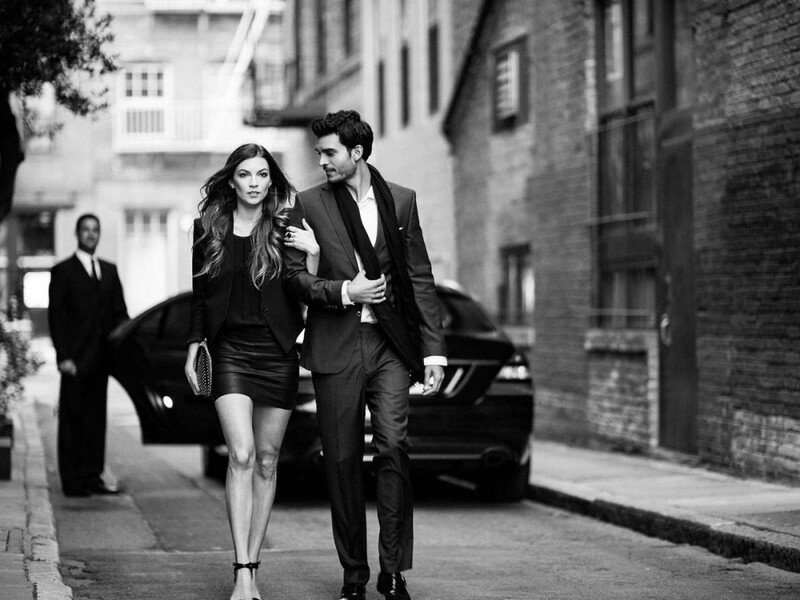 У неё есть муж. И любовник.