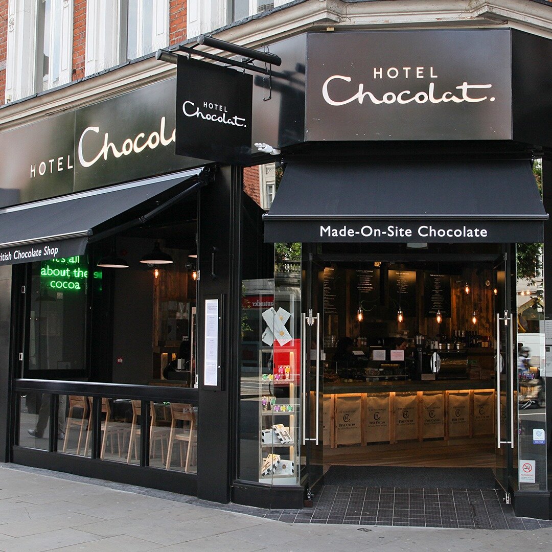 Он хотел на английском. Hotel Chocolate. Шоколад в Англии. Первый магазин горячего шоколада в Англии. Отель из шоколада