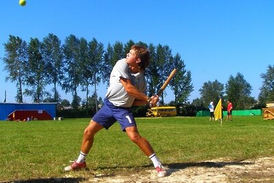    Лапта. Архив ©Сайт Федерации Лапты России Фото