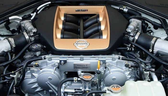 Капот 2019 Nissan GT-R50