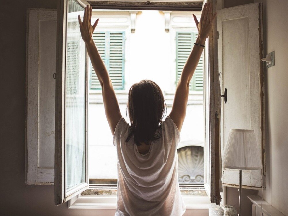 Полезная температура воздуха для сна это 15-19 градусов - источник фото сайт https://clck.ru/32e43L