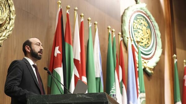    © Photo : official site of MFA of RA