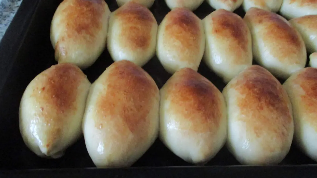 Тесто для пирожков с сухими дрожжами – 10 рецептов приготовления с пошаговыми фото