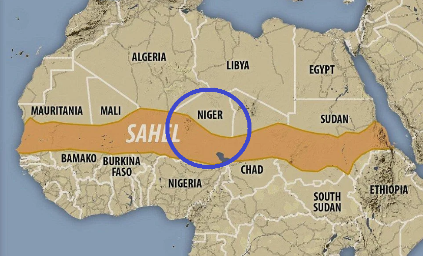 Нигер традиционно относят к региону Сахель. Он входит в сообщество "Сахельская пятерка. Буркина-Фасо, Нигер, Мавритания, Мали и Чад. "