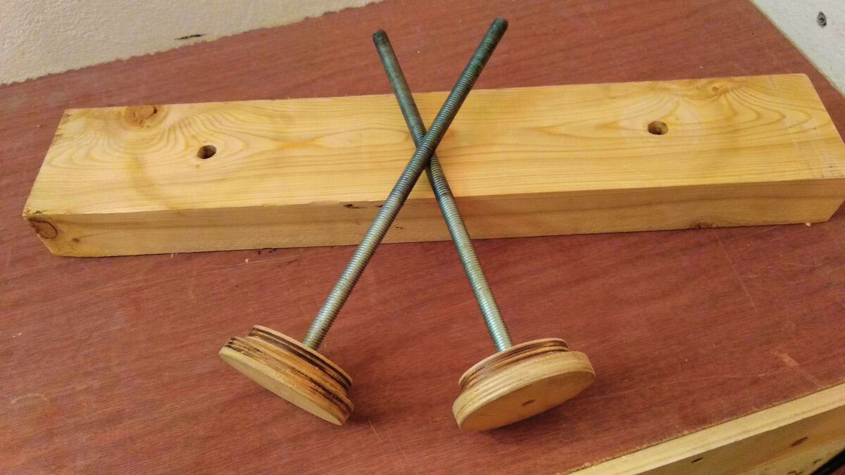 Самодельные тиски в разобранном виде