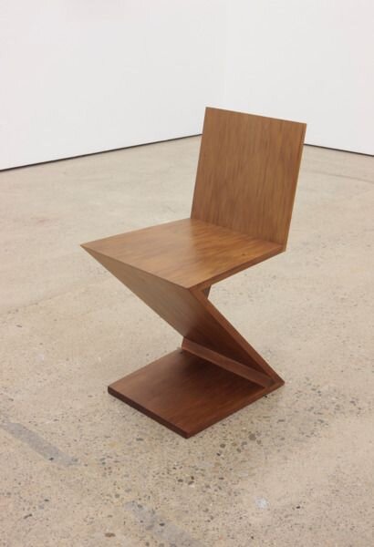 SIMON STARLING
‘NINE FEET LATER’