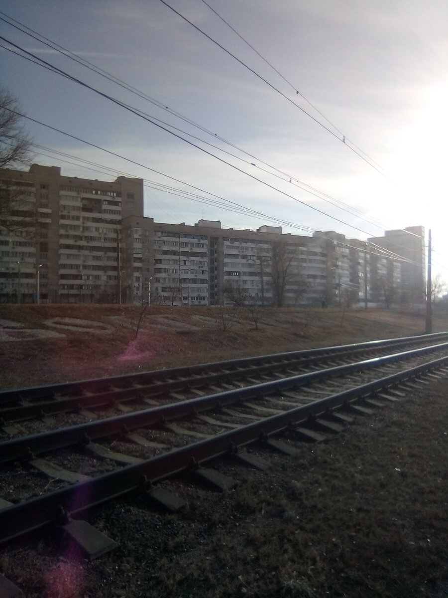 Фото автора . Остатки царицынской сторожевой линии 18 в. в Волгограде .