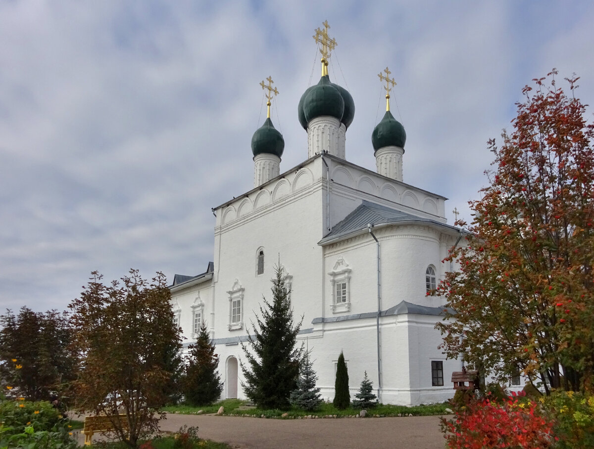 Переславль Залесский осень Никитский монастырь