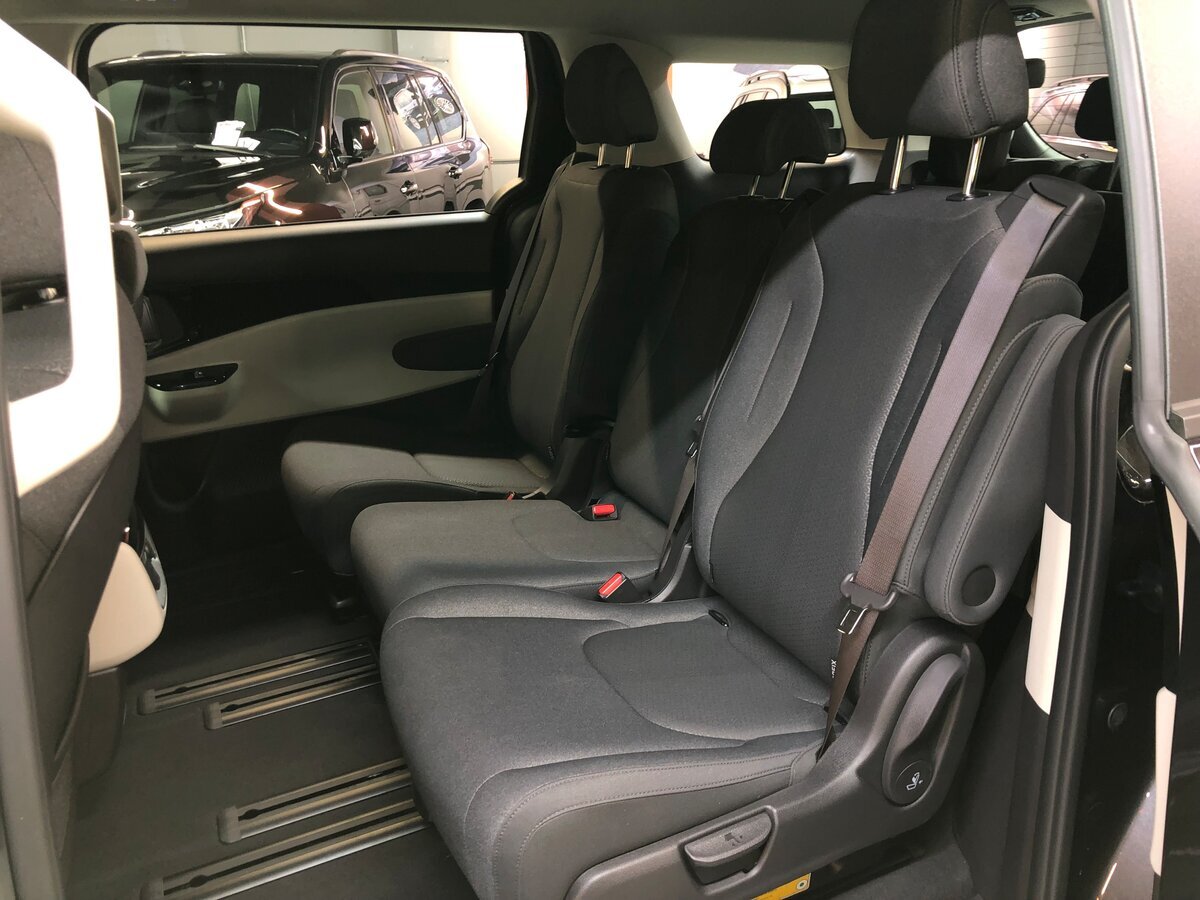 Kia Carnival. Источник иллюстрации - auto.ru