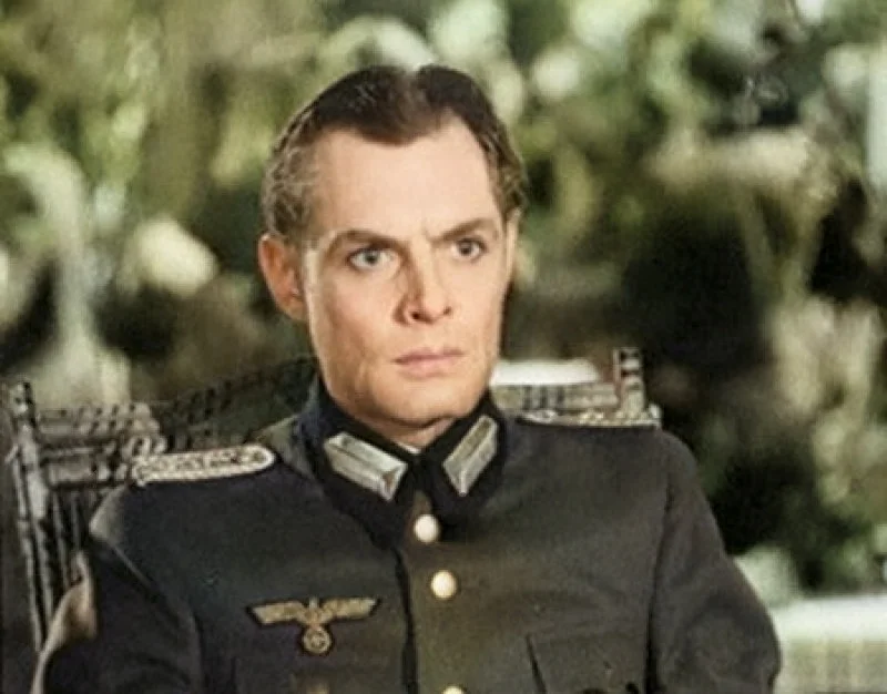 Иннокентий смоктуновский на фронте. Актер подвиг. Актер подвиг. Подвиг разведчика фильм 1947. Алексей смирнов награды великой отечественной войны.