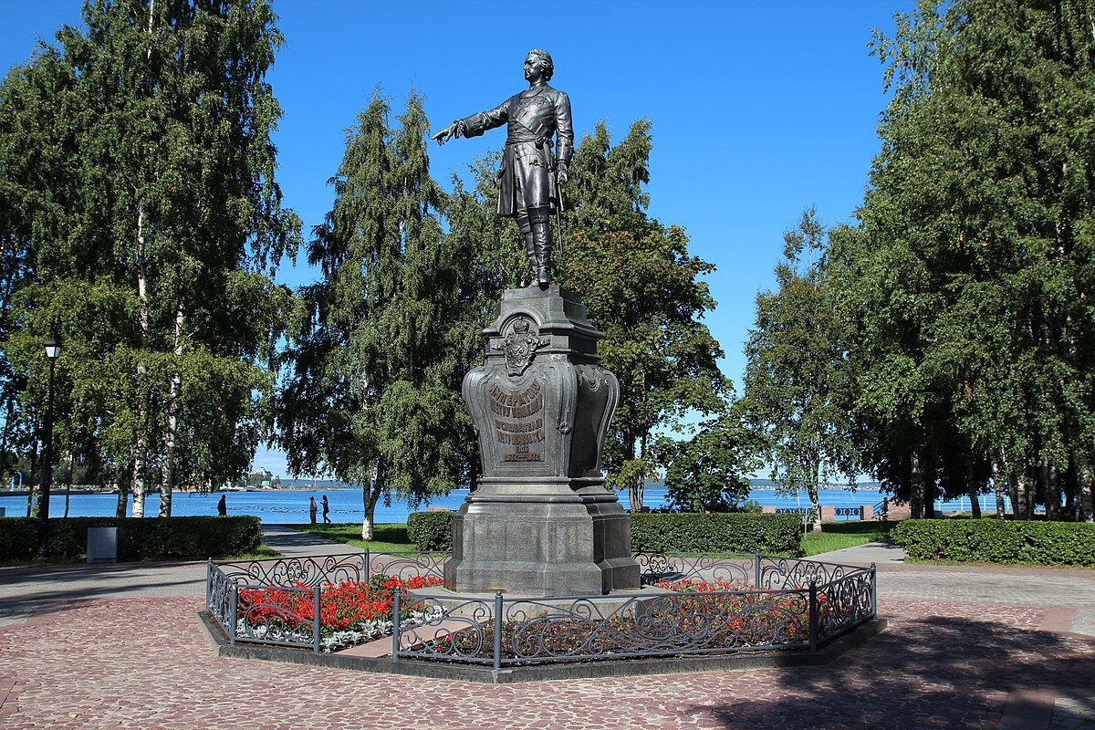 Памятник Петру I. Петрозаводск. Карелия. Фото из интернет-источника