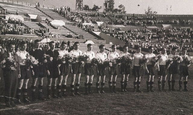 Основной состав "Торпедо" (Москва). Снимок предоставил Юрий Крапивенцев.