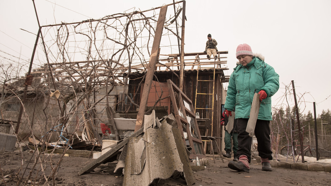 2 июля 2014 станица луганская авиаудар. 01. Украина донбасс. Донбасс. Зеленский на донбассе 2021.