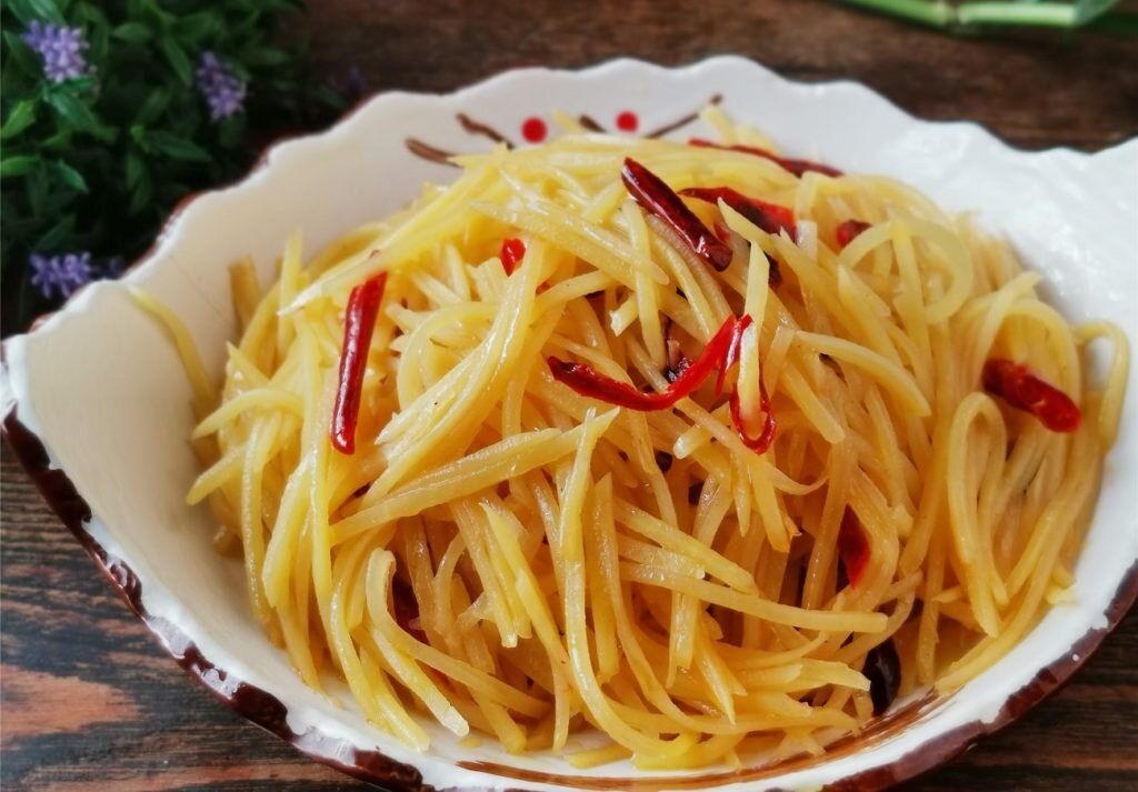 Картофельная соломка кисло острая