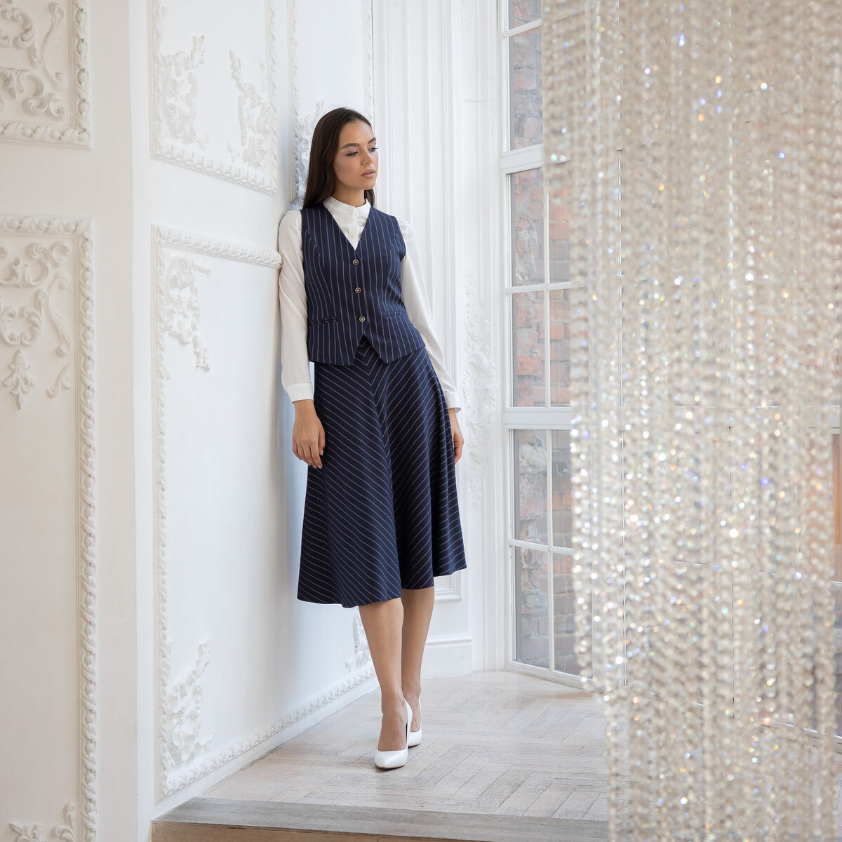 Жилет - https://www.lamoda.ru/p/mp002xw08emu/clothes-vladicollection-zhilet/