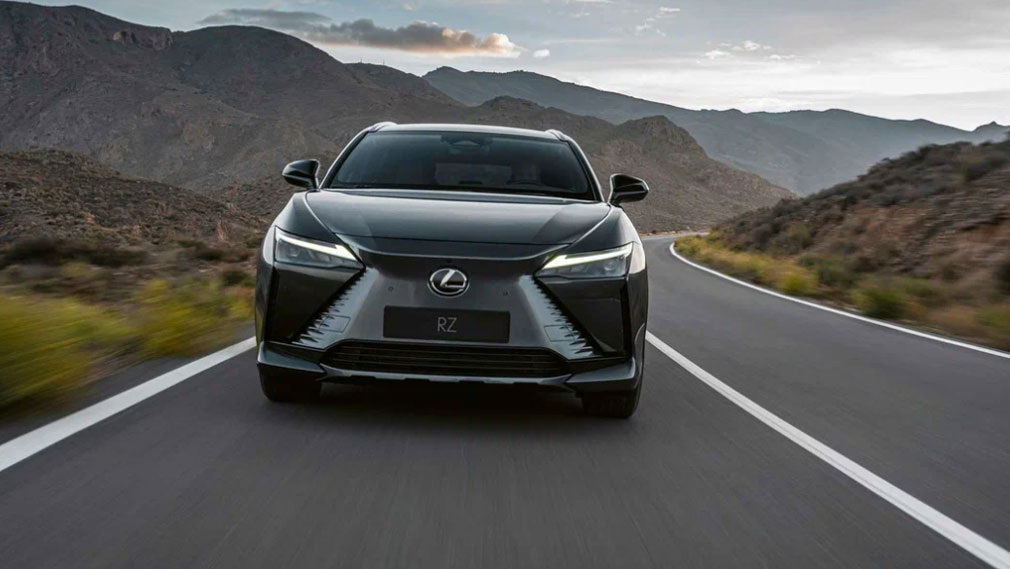 Lexus RZ 450e