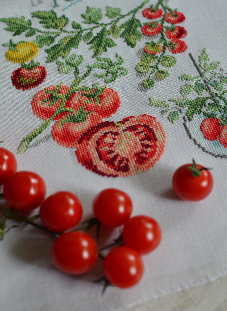 Помидоры французская вышивка