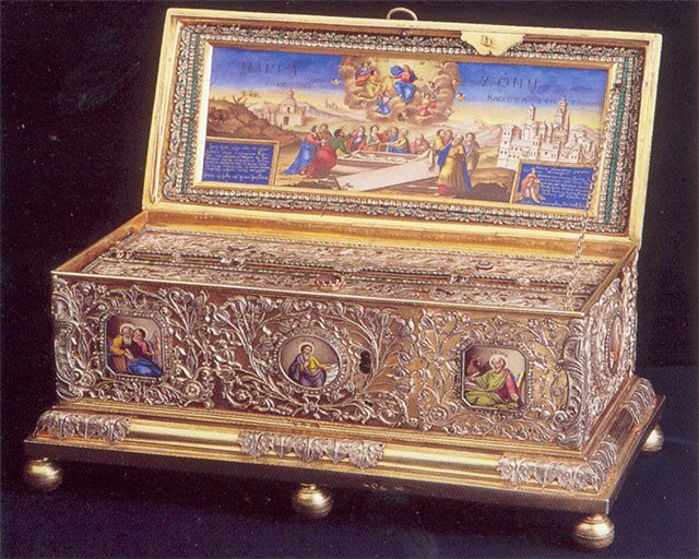 Ковчег с Честным Поясом Богородицы. Ватопедский монастырь, Св. гора Афон, Греция