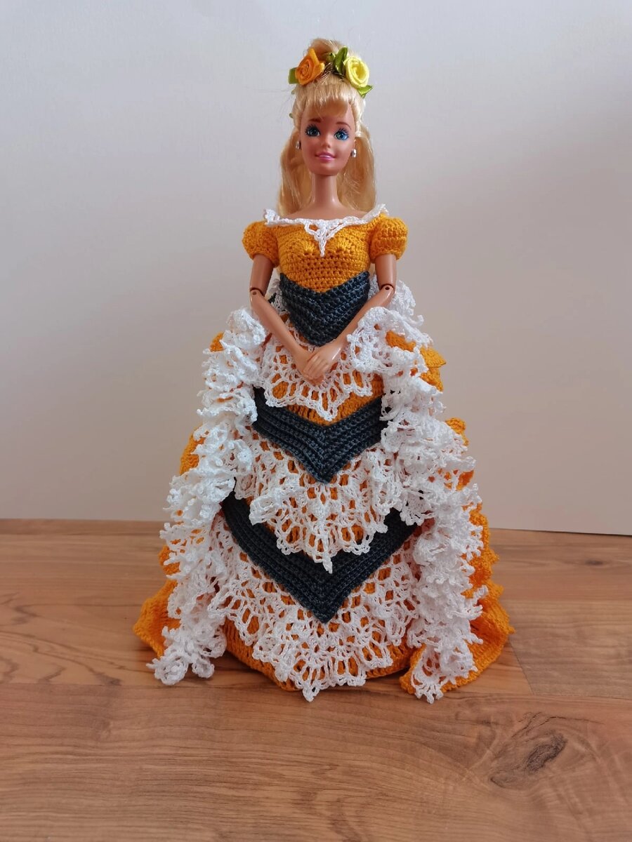 Вид спереди