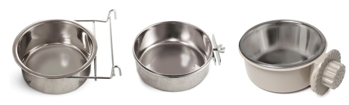 На фото – практичные металлические миски с эргономичными креплениями TRIOL (арт. 30261044, 30261048, 30261111). Размеры в ассортименте.