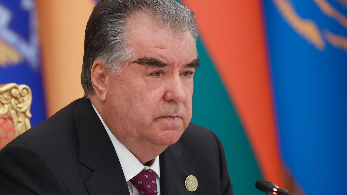    Президент Таджикистана Эмомали Рахмон во время заседания Совета коллективной безопасности ОДКБ© Пресс-служба МИД РФ