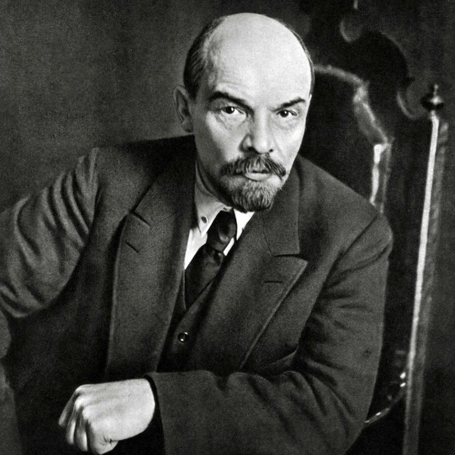 Плесень и липовый мед. Магазин око. Эксперт кыштым медцентр. Детектив с медициной. Ленин плесень мед.