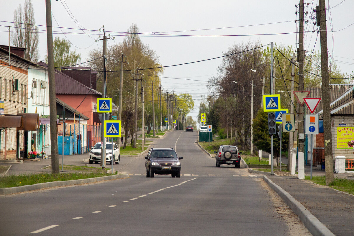 Дмитриев, ул. Володарского