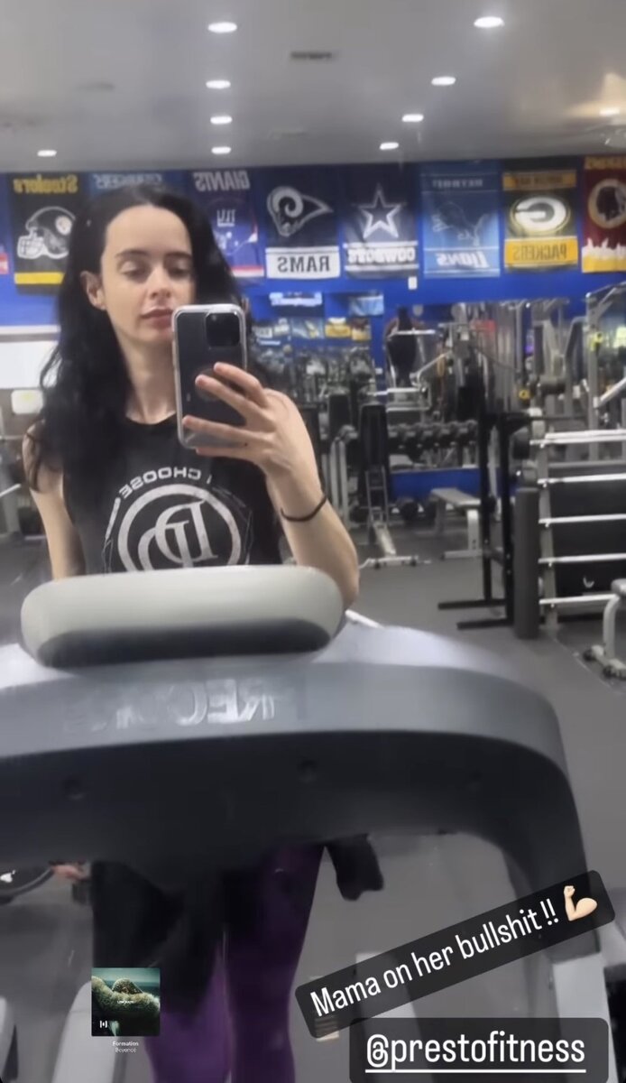     Instagram Кристен Риттер