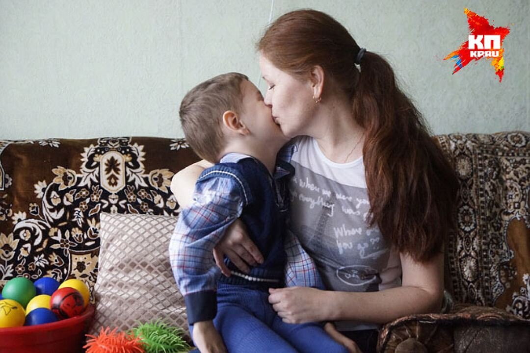 Гульнара и Амир видятся только по выходным и с нетерпением ждут каждую встречу