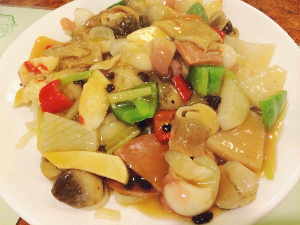 Блюдо с имитацией морепродуктов