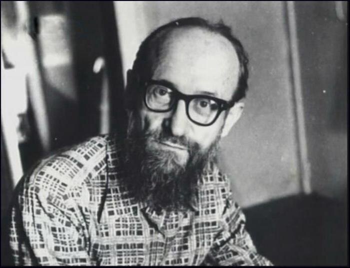  Вильям Похлёбкин. Занимался гастрономической историей, семиотикой кухни и кулинарной антропологией. Крупнейший знаток русской кулинарии