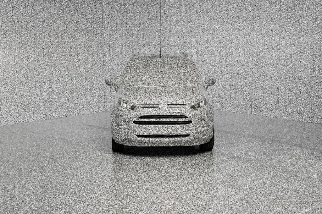  Форд изобрел покрытие, которое эмулирует старые легенды, делая их машины навечно скрытыми на фотографиях.