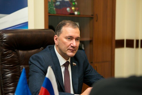
Депутат Госдумы от Севастополя 
Дмитрий Белик
