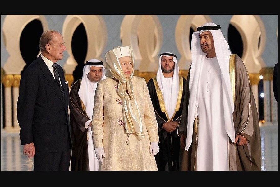 Потомок второго поколения. Королева Аннлии потом пророка Мухаммада. Потомки Мухаммеда Королева. Королева Великобритании потомки пророка Мухаммеда.