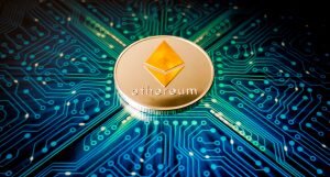 Группа  хакеров украла более чем 20 миллионов долларов США в Ethereum с помощью  приложений на его базе — сообщила китайская компания кибербезопасности  Qihoo 360 Netlab.