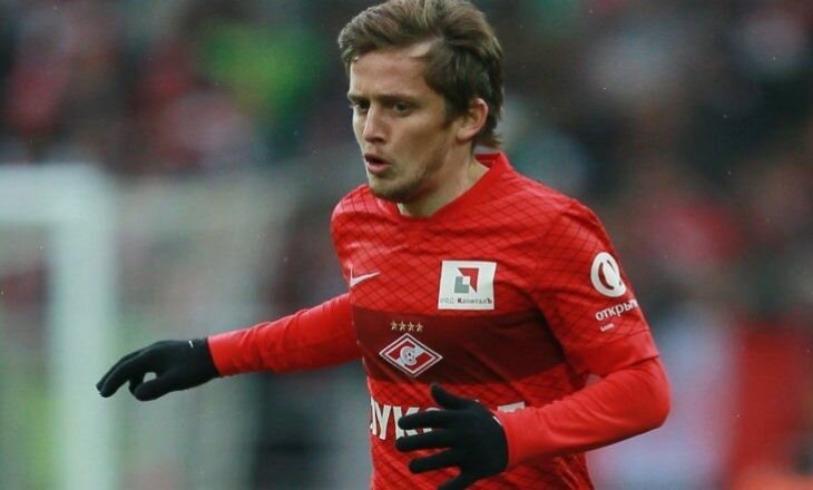 оригинал фото: https://soccernews.ru/images/foto/20171012/202216131_m.jpg